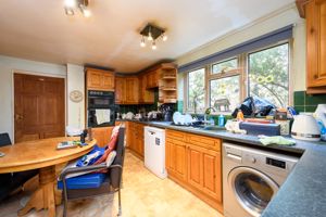 Kitchen Dining Room- click for photo gallery